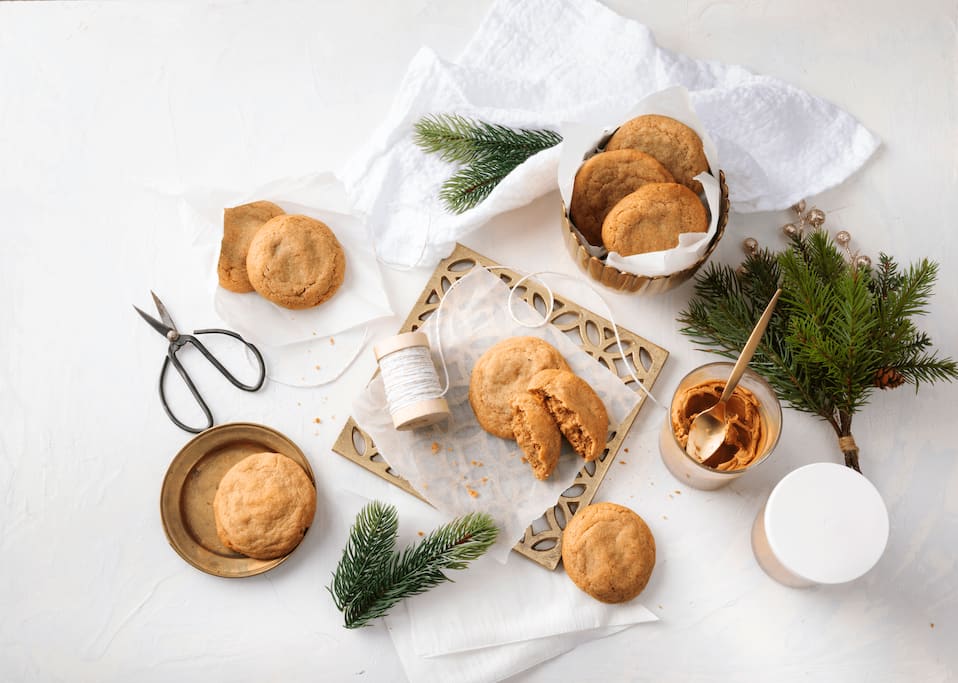 Weihnachtscookies mit weichem Spekulatiuskern