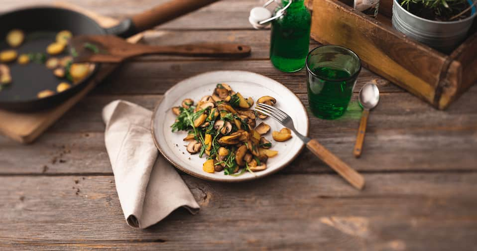 Kartoffel-Champignon-Pfanne mit frischem Rucola