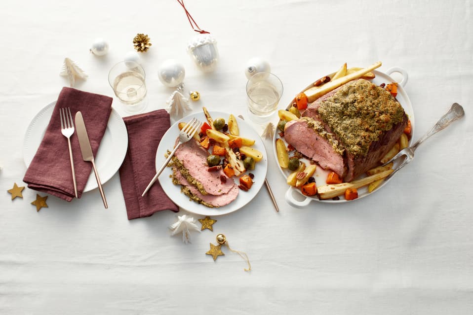 Roastbeef mit Kräuterkruste mit weihnachtlichem Ofengemüse 