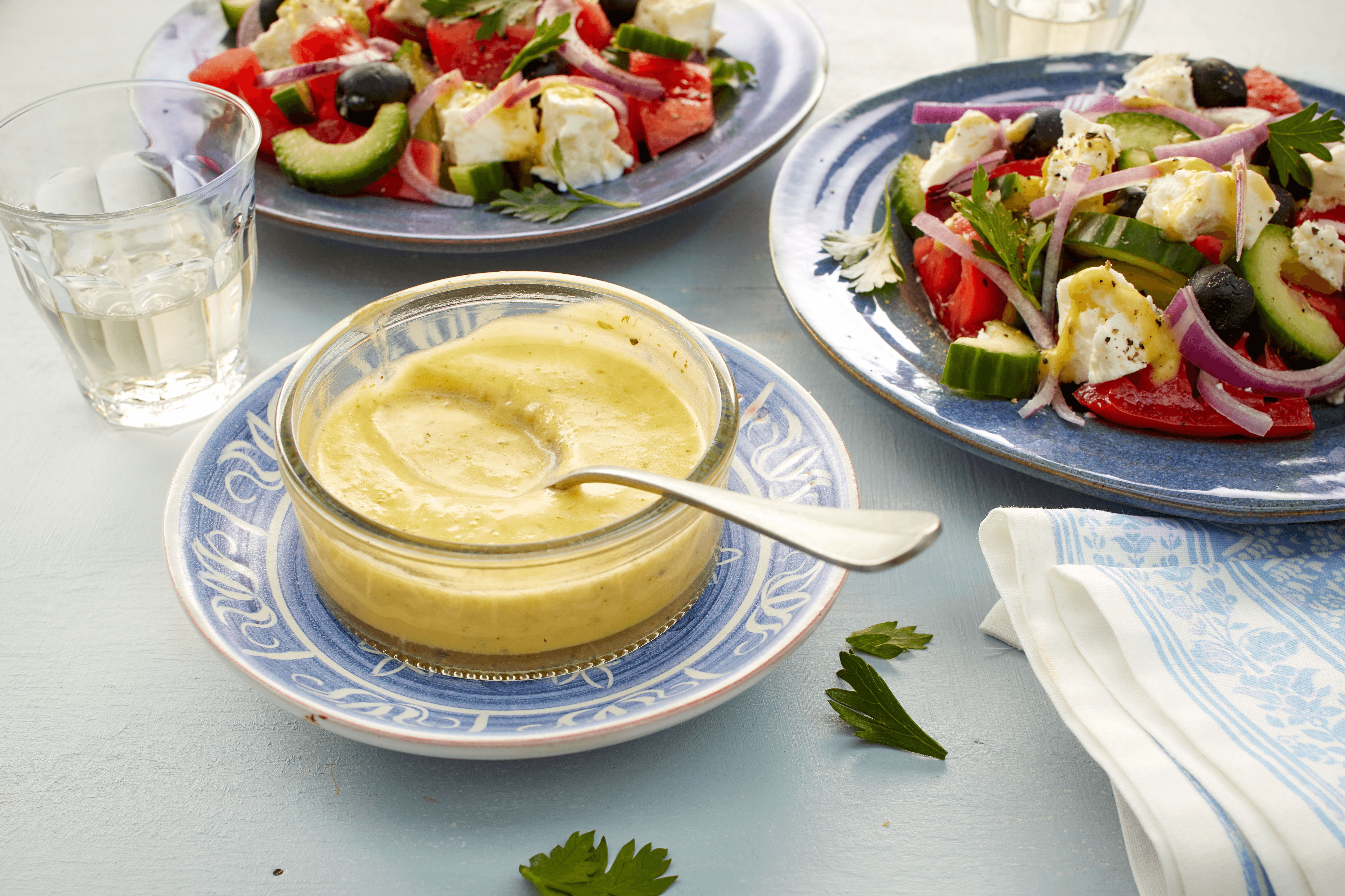 Dressing für griechischen Salat Rezept - REWE.de