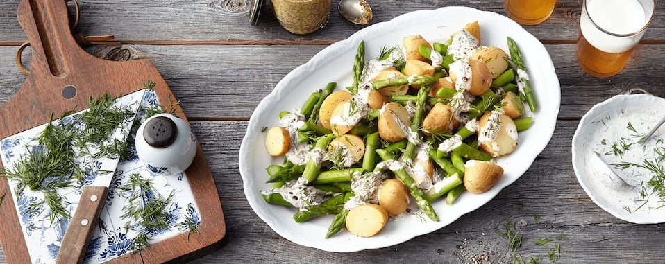 Kartoffelsalat mit grünem Spargel