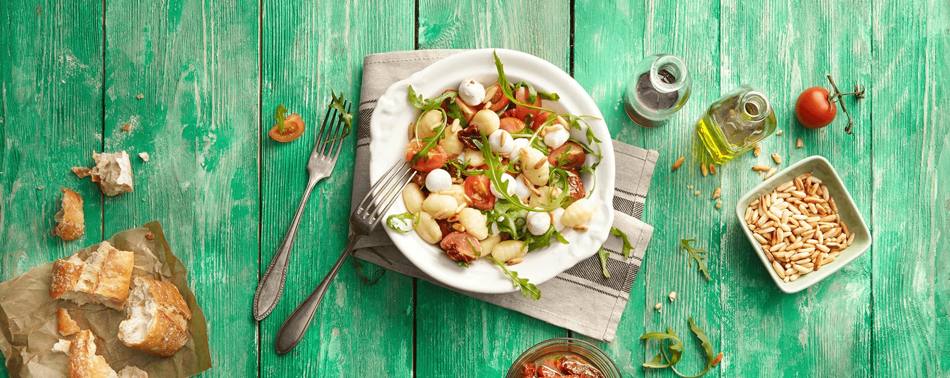 Mediterraner Gnocchi-Salat