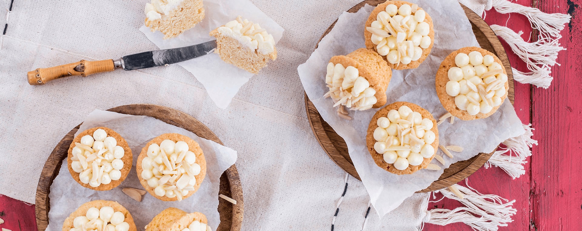 Mini-Cupcakes mit Mandeln und Amarettini