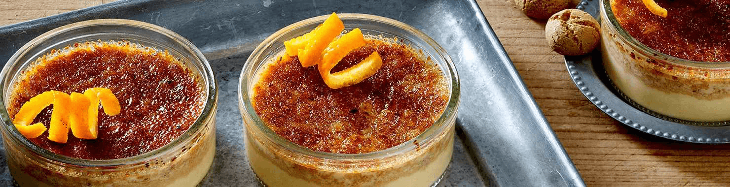 Amarettini-Crème-brûlée mit Orangen Rezept - REWE.de