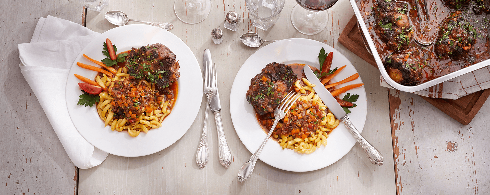 Ochsenschwanzragout mit Dunkelbiersauce Rezept - REWE.de