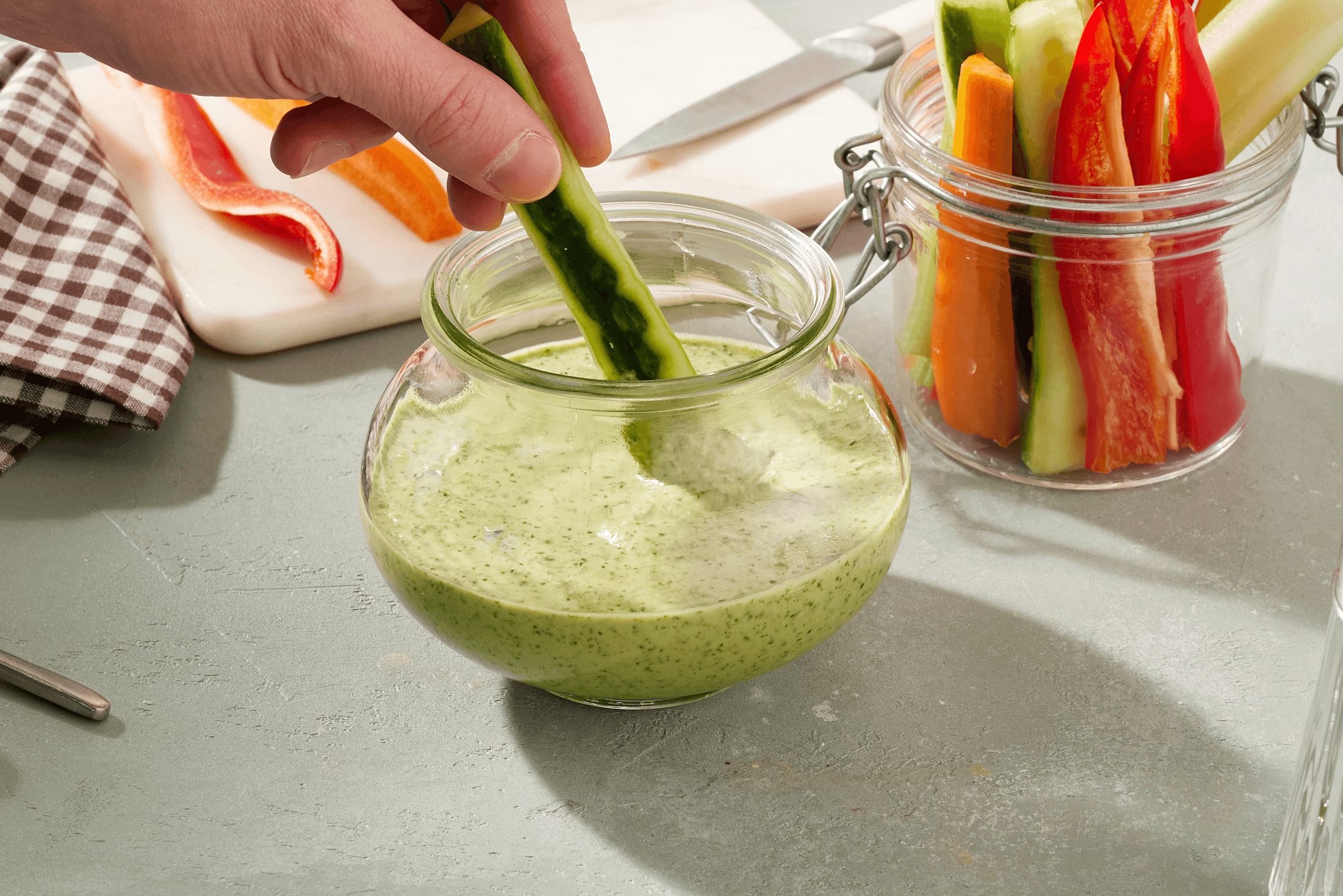 Kokos-Cashew-Dip mit Rucola Rezept - REWE.de