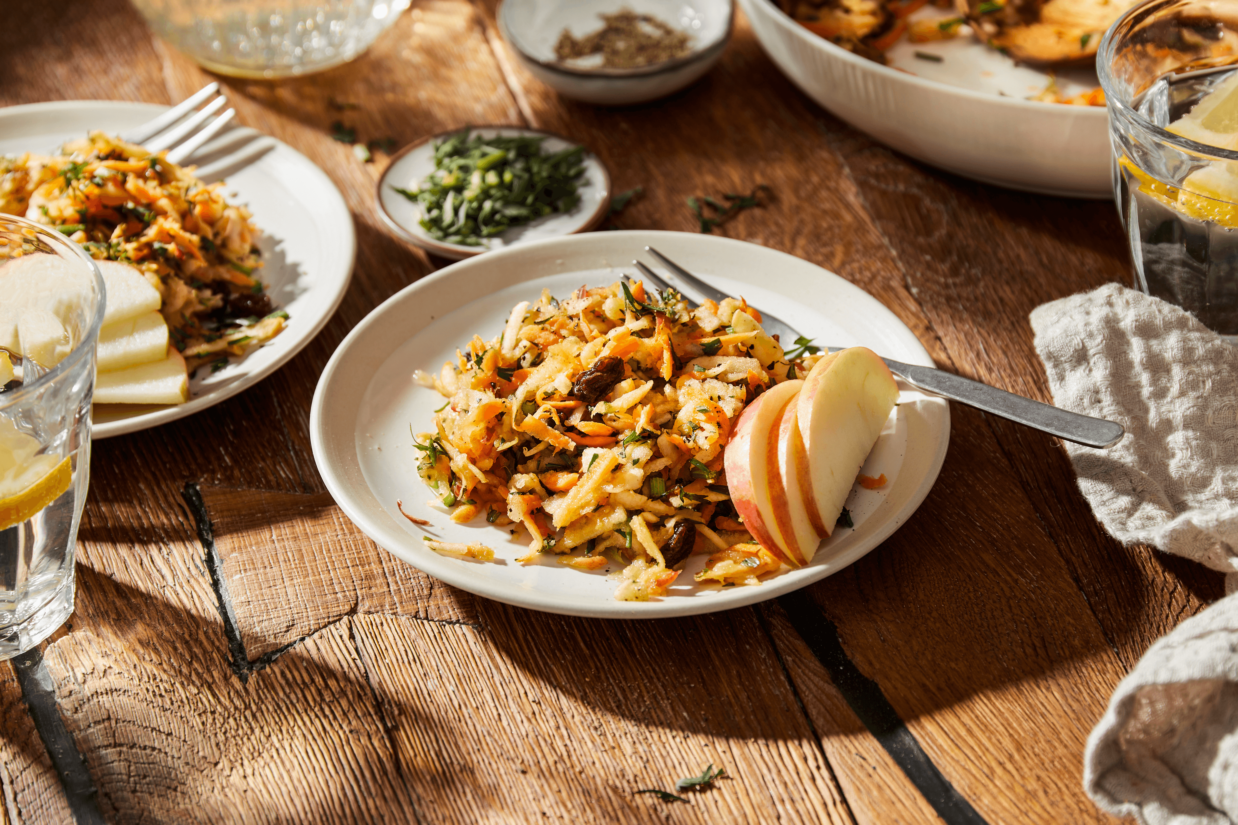 Apfel-Möhrensalat Rezept - REWE.de