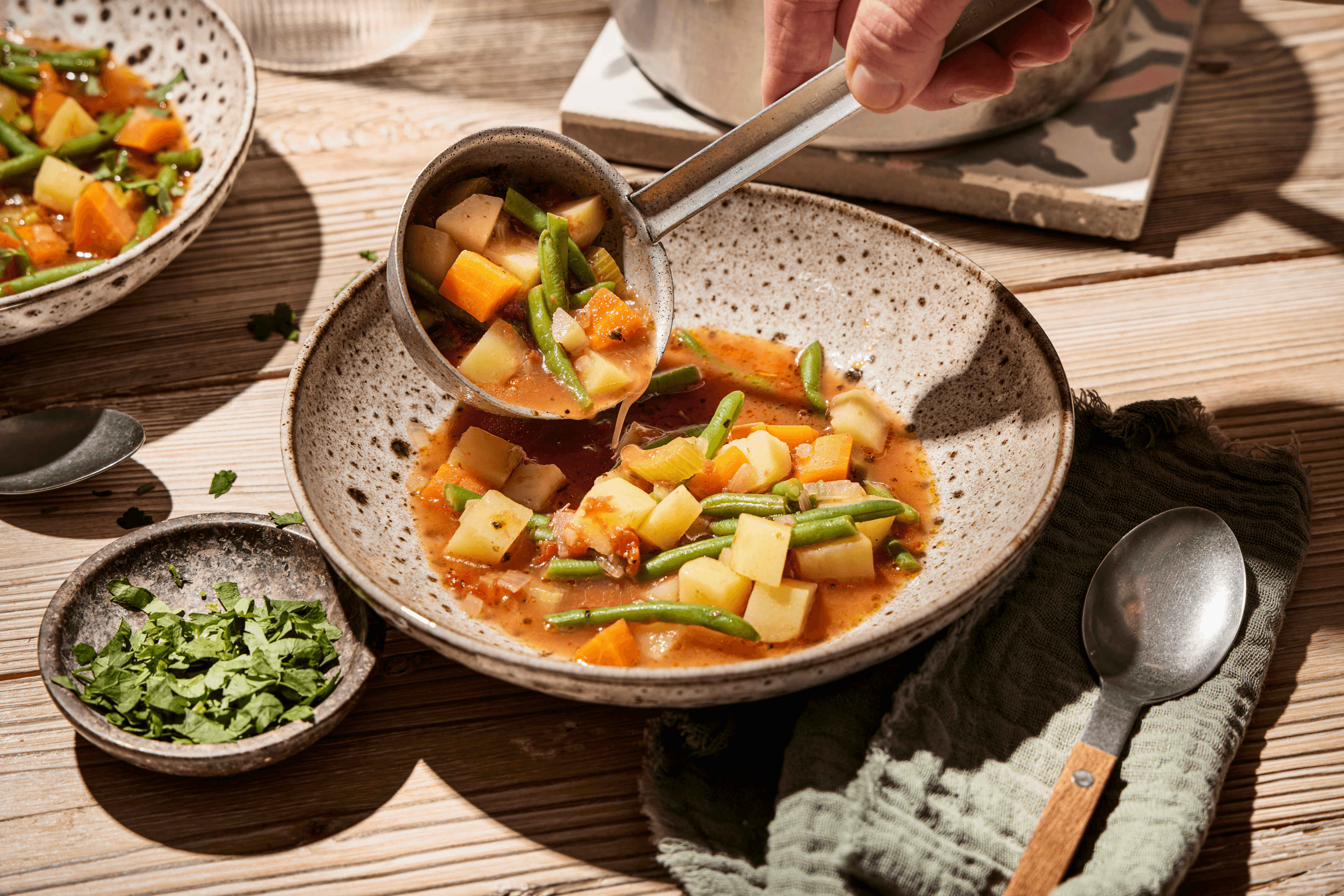 Einfache Gemüsesuppe Rezept - REWE.de